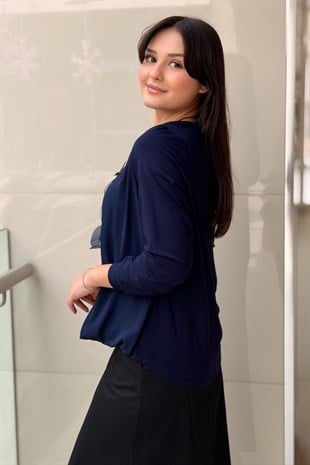 Fuat Gürşen Şifon Detaylı Daire Kolye Aksesuarlı Tunik