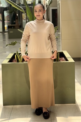 Nuss Dik Yaka Dikiş Detaylı Merserize Tunik