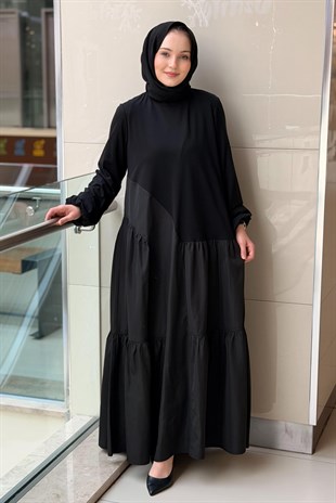 Nurcan Çetin Paraşüt Kumaş Kombinli Asimetrik Elbise