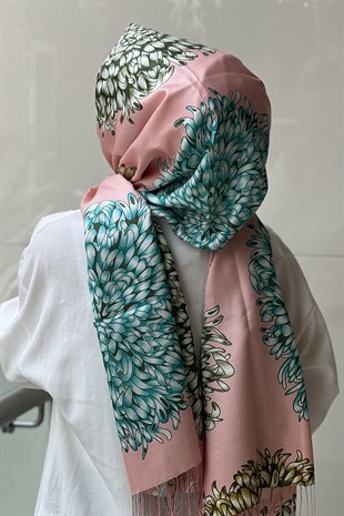 İpekvi 8028 Yıldız Çiçeği Desenli İpek Şal