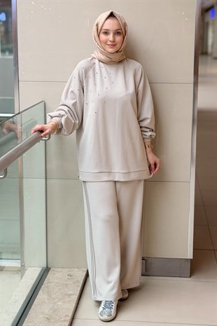 Nuss Omuzu Serpme Taşlı Tunik Pantolon Takım
