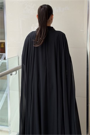 White Corner Yaka Ve Kol Çiçek Detaylı Abaya