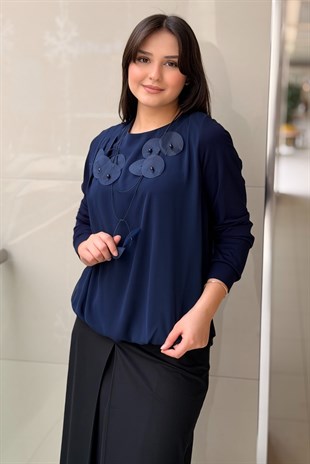 Fuat Gürşen Şifon Detaylı Daire Kolye Aksesuarlı Tunik