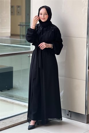 Heddy Omuzları Ve Sırtı İşli İç Elbiseli Abaya