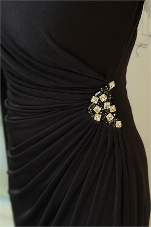 Fashion Nigth Yaka Ve Beli Taş Detaylı Abiye Elbise
