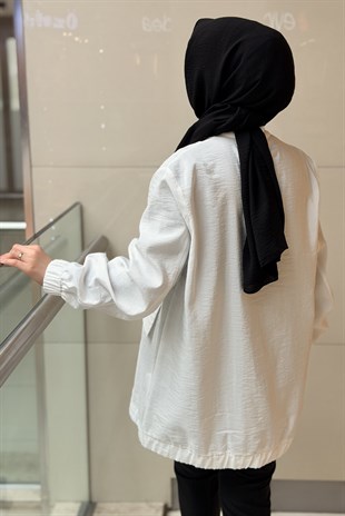 Nuss Pileli Cepli Önden Fermuarlı Kap