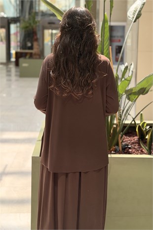 Nurcan Çetin Çapraz Kat Kat Desenli Tunik Etek Takım