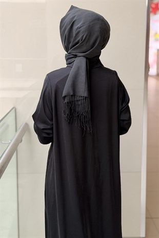 Nurcan Çetin Yakası Pul Boncuk İşlemeli Uzun Gömlek Pantolon Takım
