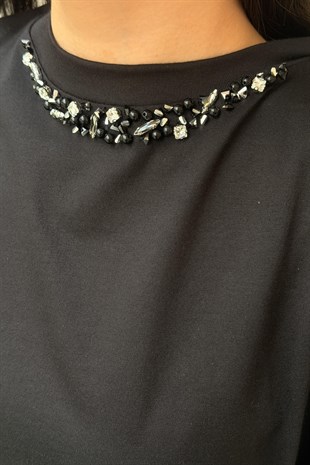 Kahma Yaka Taş İşlemeli T-Shirt
