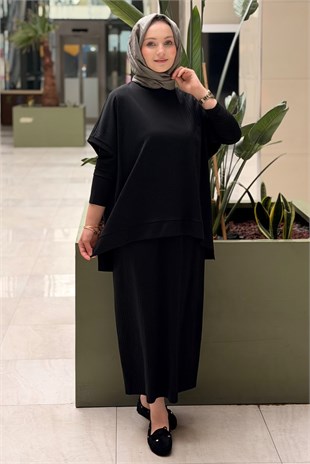 Nurcan Çetin Piliseli Kolsuz Tunik İçlik Etek 3lü Takım