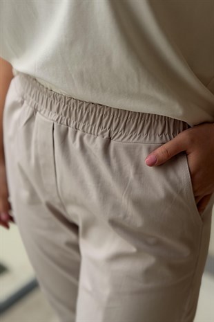 Nurcan Çetin Tapered Fit Pantolon