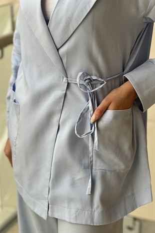 Mahal Casual Kruvaze Yaka Bel Bağlı Cepli Ceket Pantolon Takım