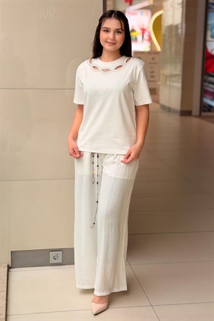 İpekyol Strass Taş İşlemeli Cutout Tişört