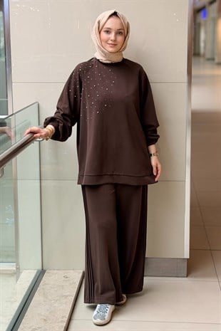 Nuss Omuzu Serpme Taşlı Tunik Pantolon Takım
