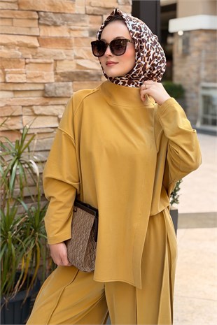 Mahal Manu Tunik Pantolon Takım