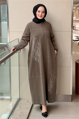 Nurcan Çetin Random Desen Spor Dikiş Önden Tam Boy Fermuarlı Ferace