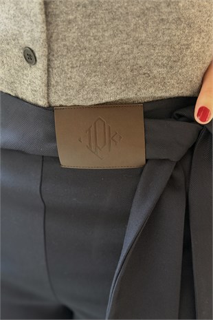 İpekyol Kuşaklı Carrot Pantolon