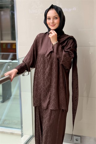 Ghisa Piton Desenli Şal Yaka Tunik Pantolon Takım