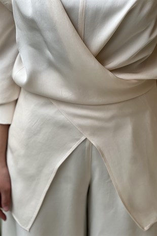 Ghisa Yakası Fermuarlı Önü Bağlamalı Tunik Pantolon Takım