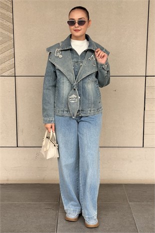 Mahal Yakası Boncuk İşlemeli Şal Detaylı Denim Ceket