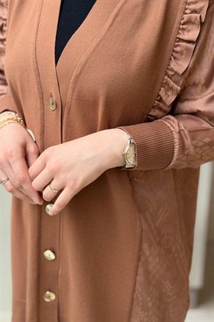 TIĞ Triko Fırfır Detaylı Jakar Kumaş Mixli Triko Hırka