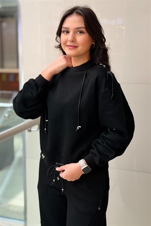 Twist Metal Aksesuarlı Sweatshirt