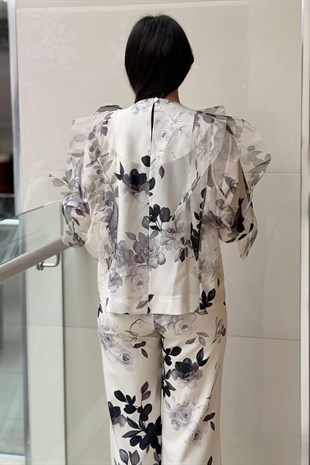 Mianotte Gül Desenli Organze Fırfırlı Bluz Pantolon Takım