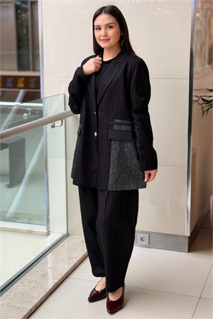Ghisa Kruvaze Yaka Kırıştırma Kumaş Garnili Çizgili Ceket Pantolon Takım
