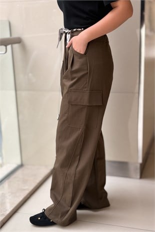 Twist Kuşaklı Barrel Fit Pantolon