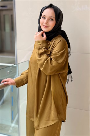 Ghisa Yaka Gold Düğmeli Asimetrik Kesim Tunik Pantolon Takım