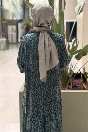 Nurcan Çetin Leoper Desenli Tunik Etek Takım
