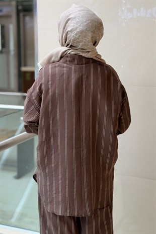 Ceremony İstridye Detaylı Çizgili Pantolonlu Takım