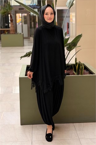 Nurcan Çetin Tunik Altı Güpürlü Bol Pantolonlu Takım