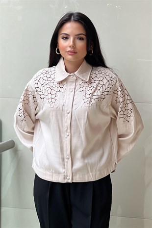 İpekyol Güpür Detaylı Çıtçıtlı Kısa Ceket