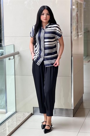 On Fashion Yarısı Dikey Yarısı Yatay Çizgili Kolsuz Bluz