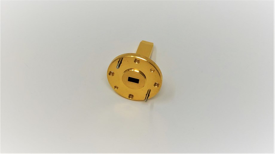Mı-Wave U-Band Waveguide Probe Antennas U-Bant Dalga Kılavuzu Prob Antenleri