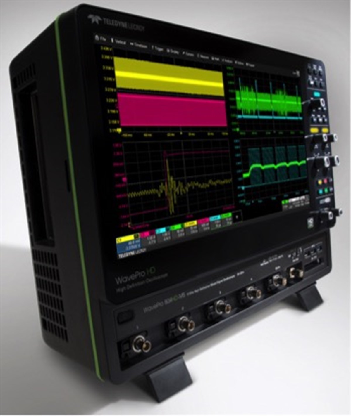 Teledyne Lecroy WavePro 254HD 2.5GHz, 20 GS/s, 4 Ch, 100 Mpts/ch 15.6' Ekranlı 12 Bit Osiloskop