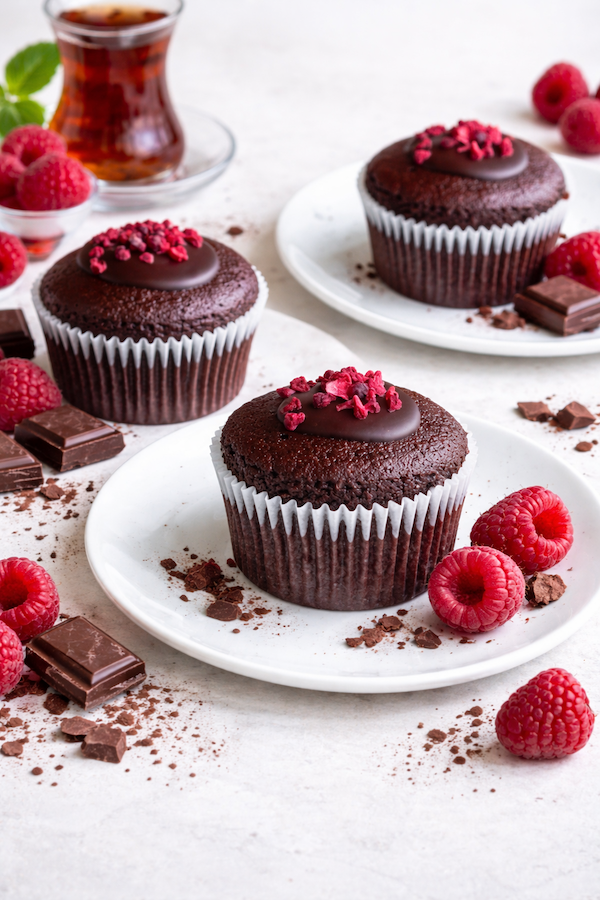 Badem Unlu & Çikolatalı Cupcake 3lü