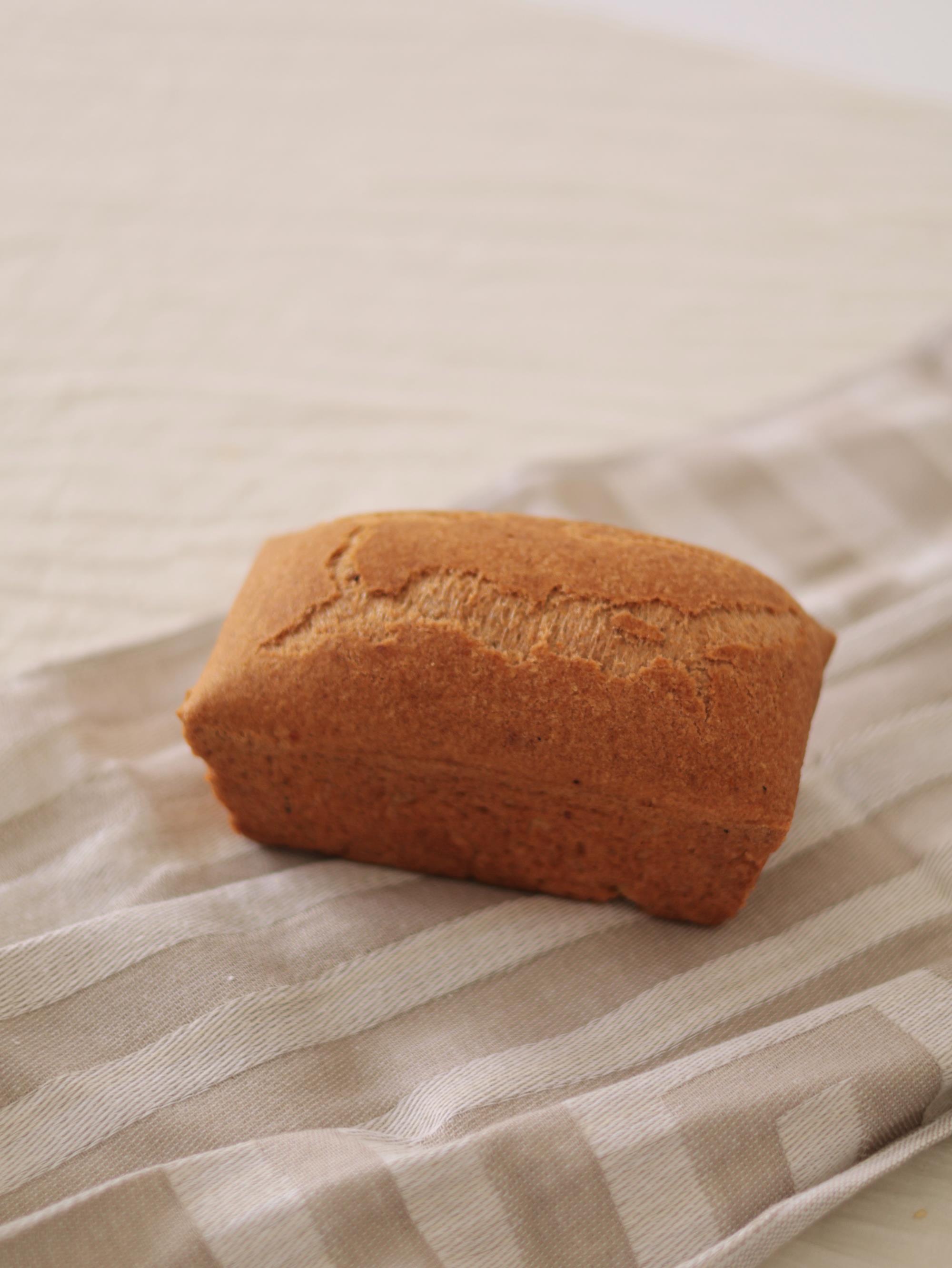 Ketojenik Baton Badem Ekmek