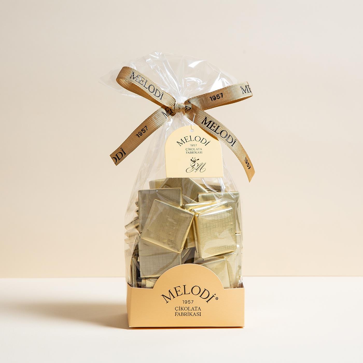 Altın Yaldızlı Sütlü Madlen 500g