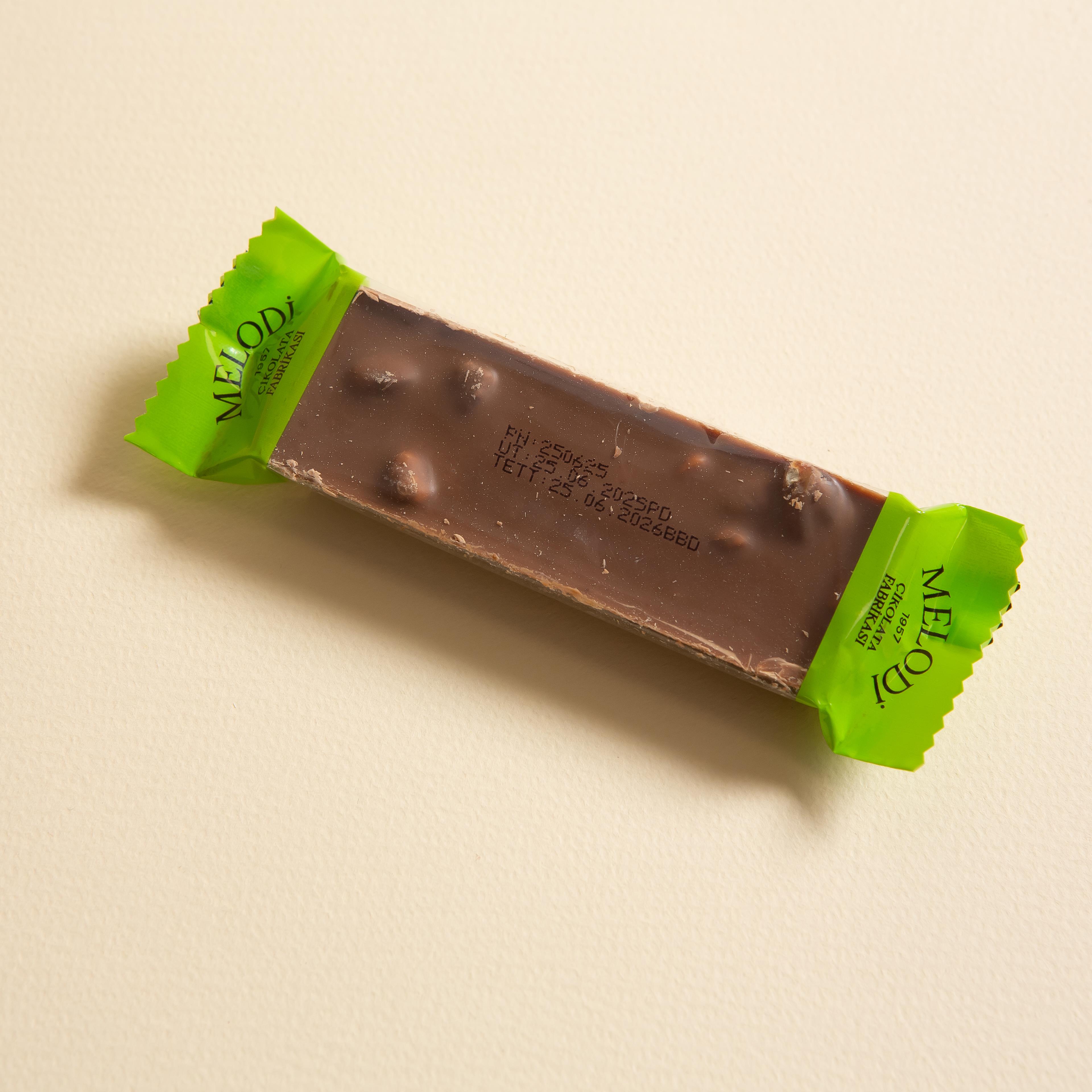 Sütlü Antep Fıstıklı Beyoğlu Çikolatası 25g