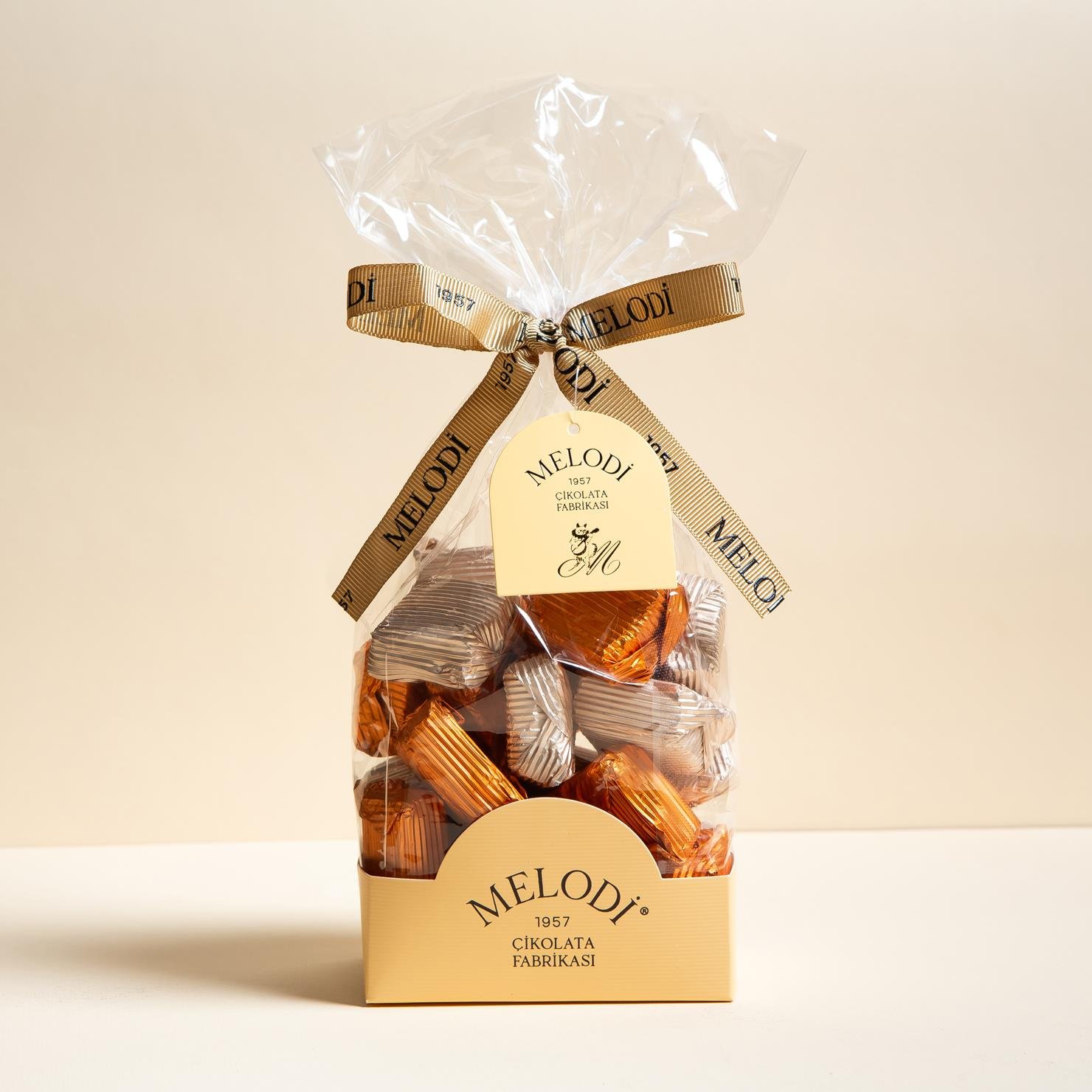 Yaldızlı Fındıklı Nuga Çikolata 500g