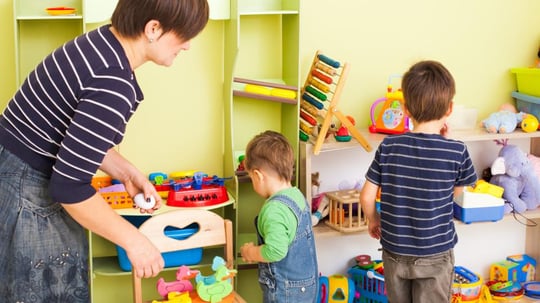 Bebekle_Evde_Nasıl_Düzen_Kurulur_Pratik_ve_Kolay_İpuçları