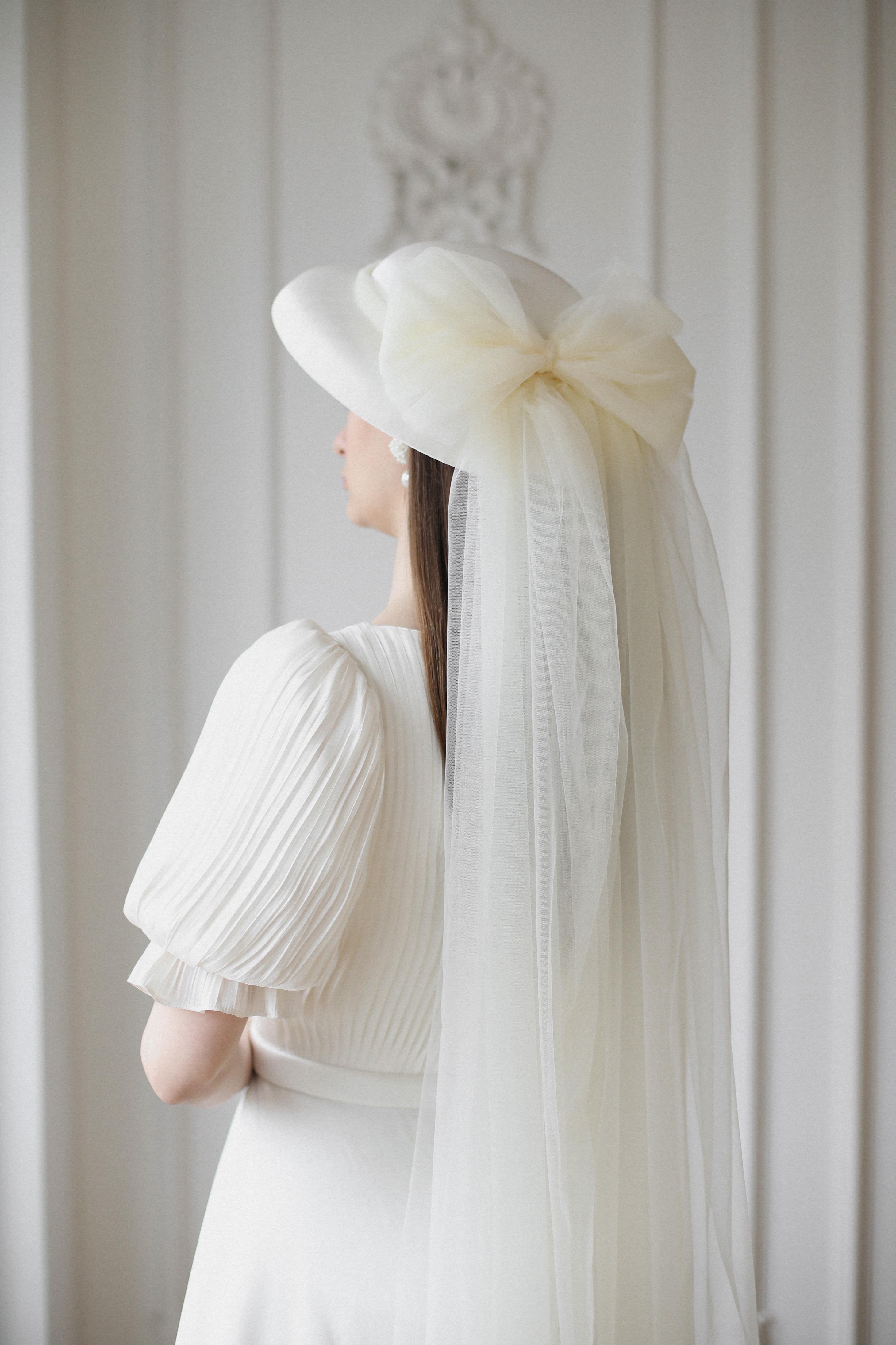 Ekru Su Perisi Şapka