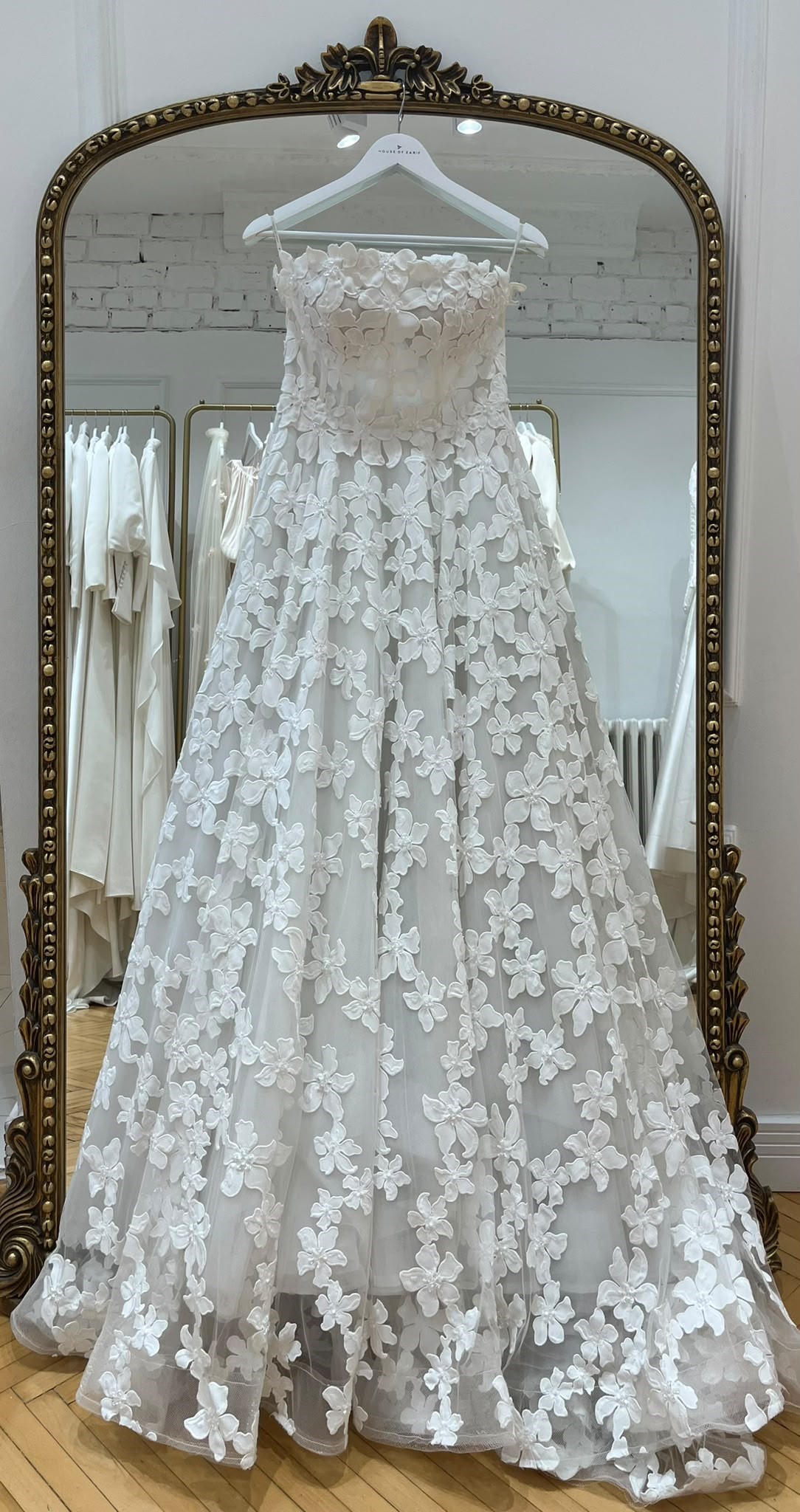 No:166 Vivienne