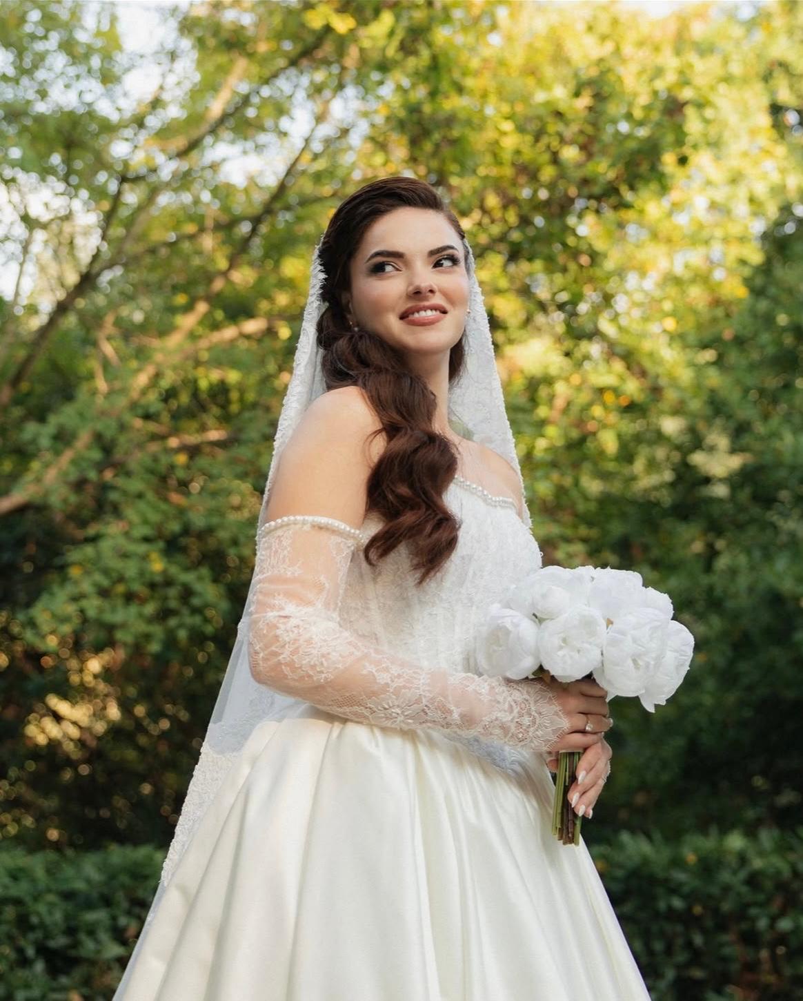 Cansu Sefil Özel Tasarım Gelinlik