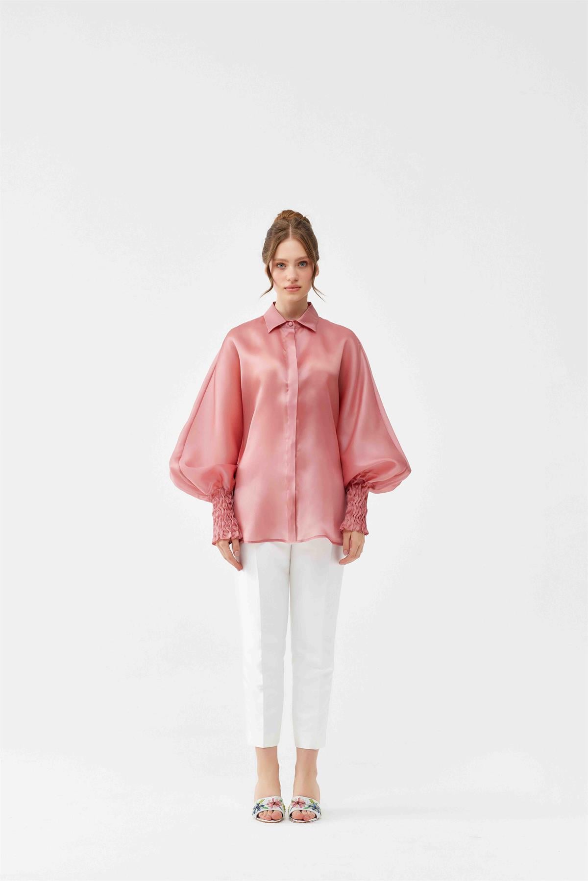 İpek Organze Oversize Pembe Nakış Kol Detaylı Gömlek
