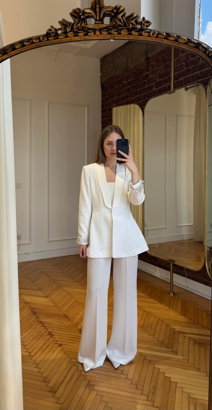 Lyla Takım