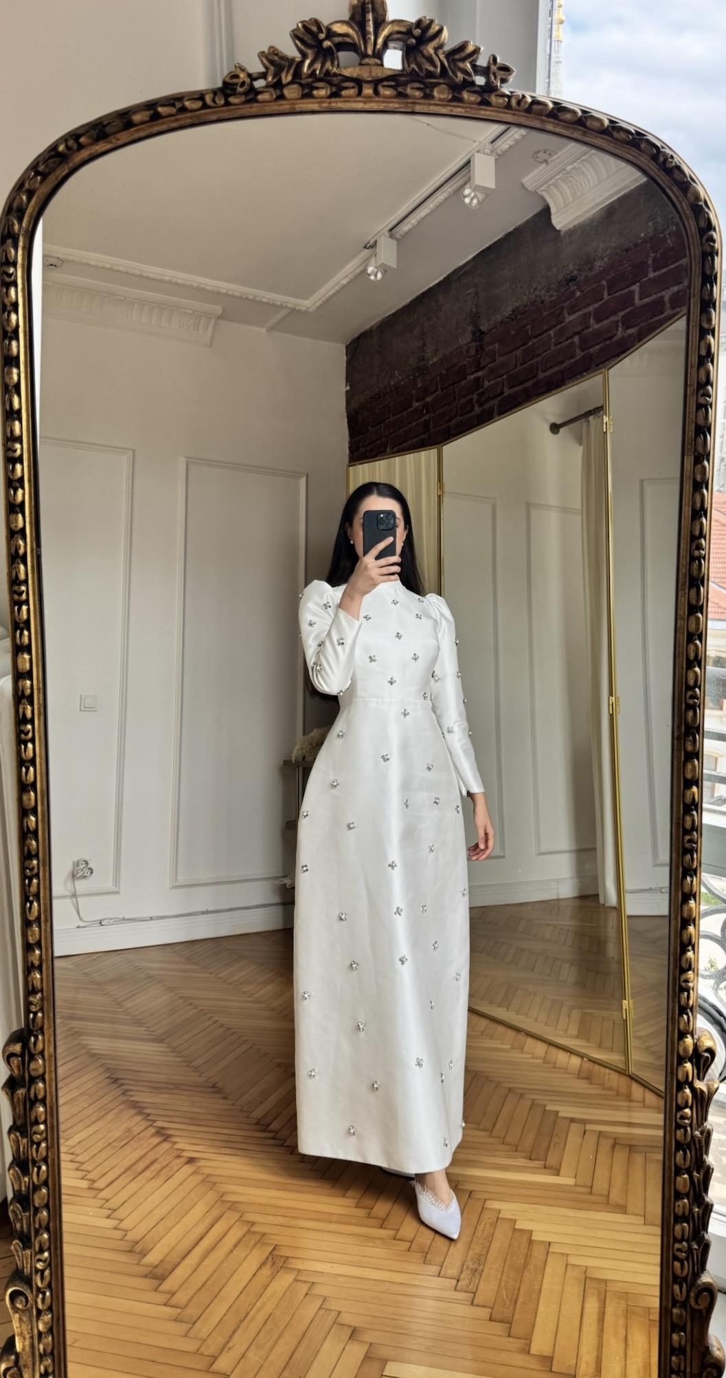 Kapalı Pairis Gelinlik