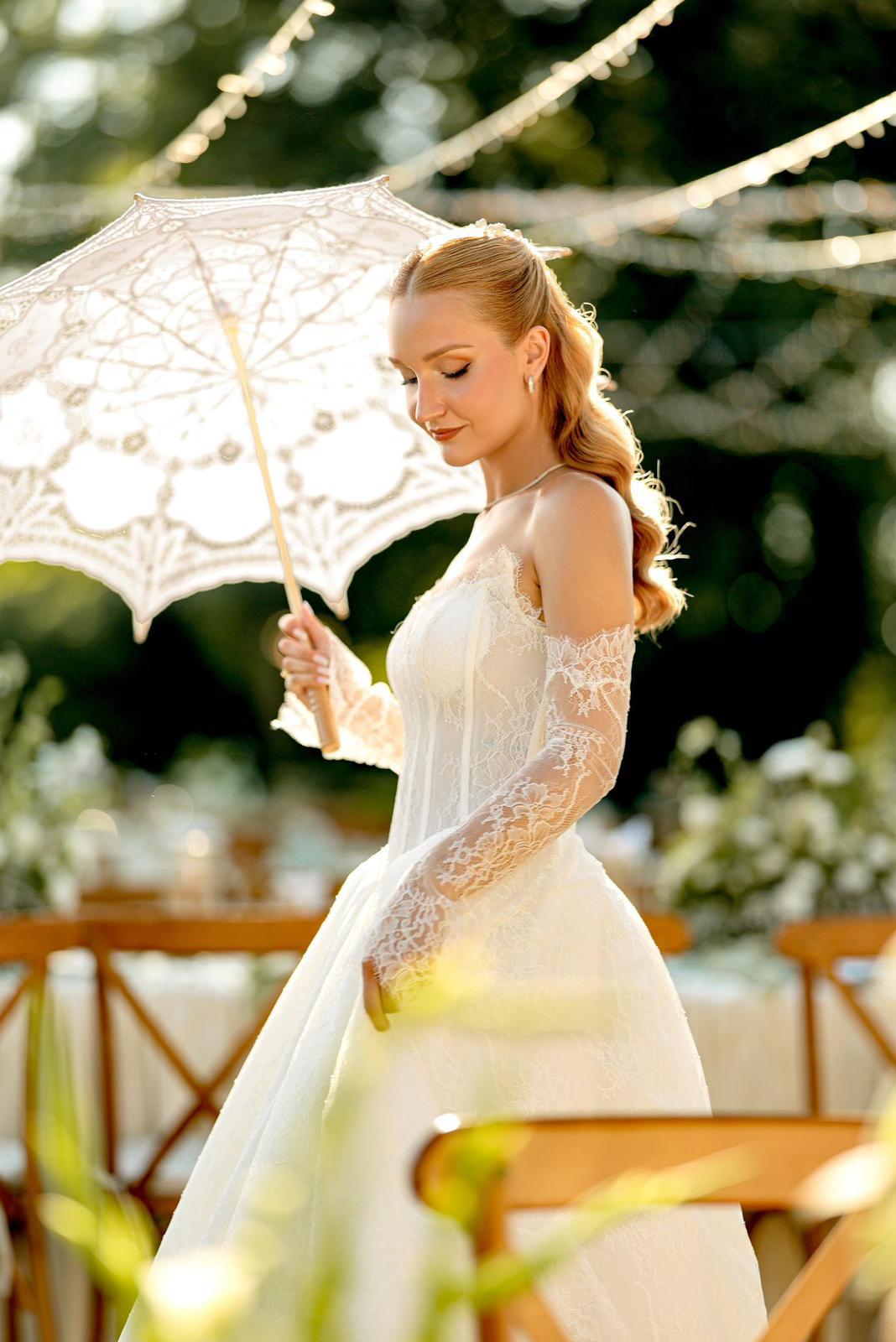 Serra Kardeş Özel Tasarım Gelinlik